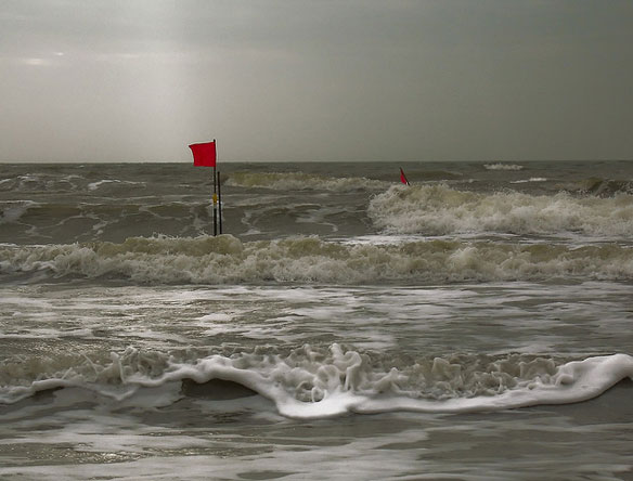 drapeau-rouge drapeau-rouge