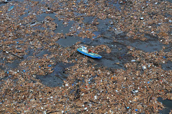 japanese-tsunami-debris-navy japanese-tsunami-debris-navy